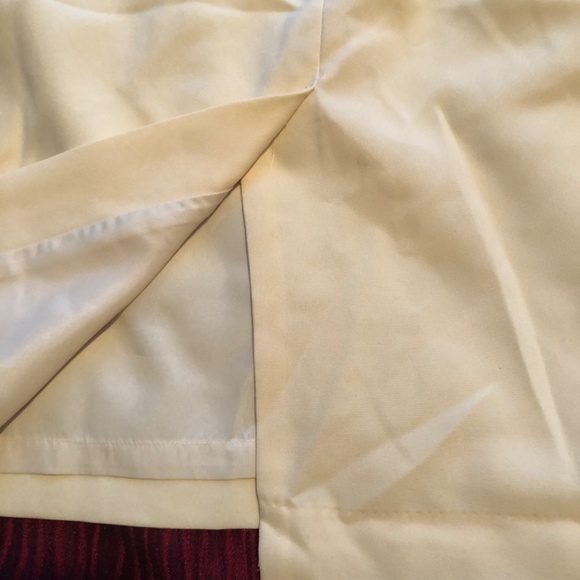 Tradition size 18 pale yellow skirt, back elastic, embellishments on front - new - Picture 4 of 6